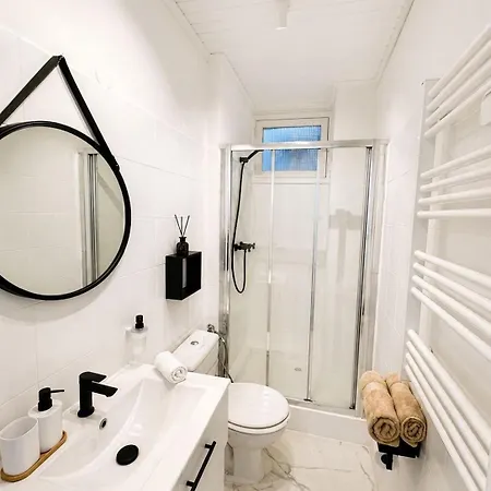 Dream 3bedroom I 2 Min Center & *